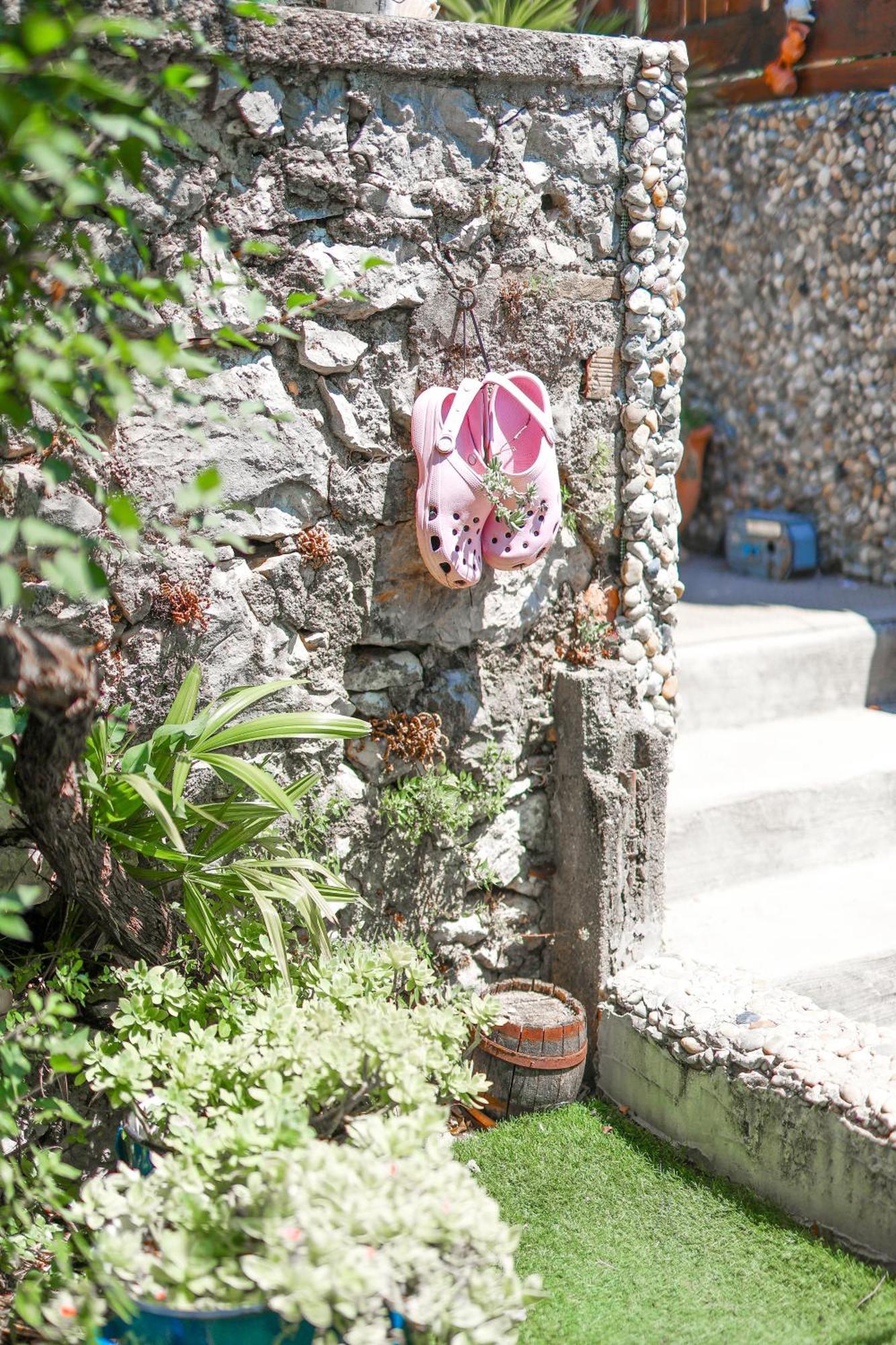 Inga With Free Private Parking
